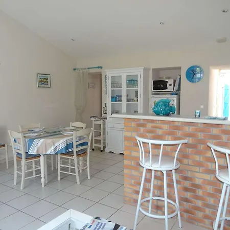 La Grenette Gilles Croix De Vie *