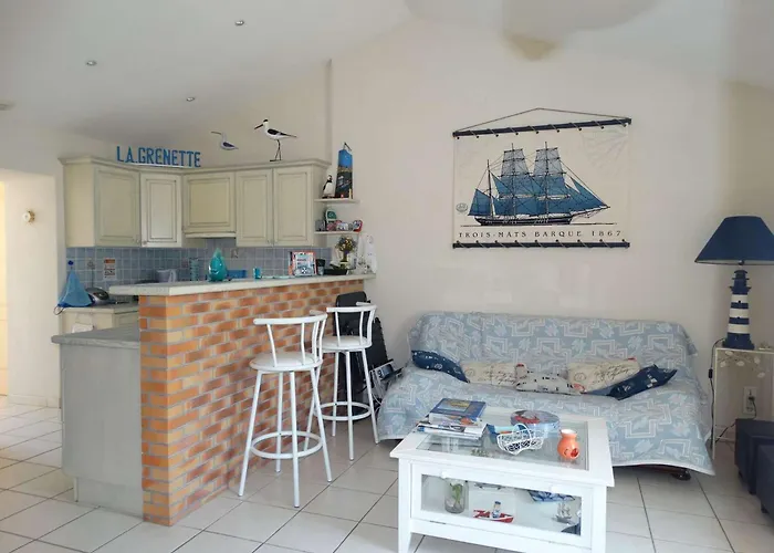 فيلة La Grenette Gilles Croix De Vie سانت جيل كروا دي فيي